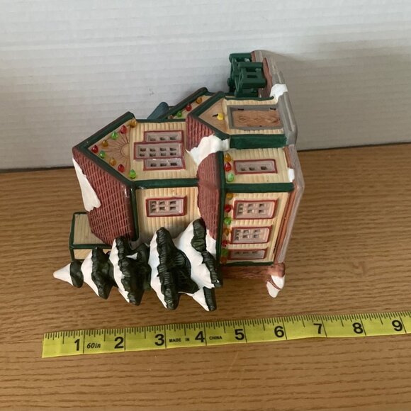 Vtg Lemax Lighted House Vail Colorado Village Collection Wrap Around Porch 1997 - Picture 11 of 12